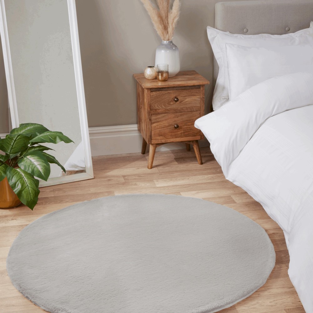 Luxe Faux Fur Modern Plain Circle Rug in Silver Grey